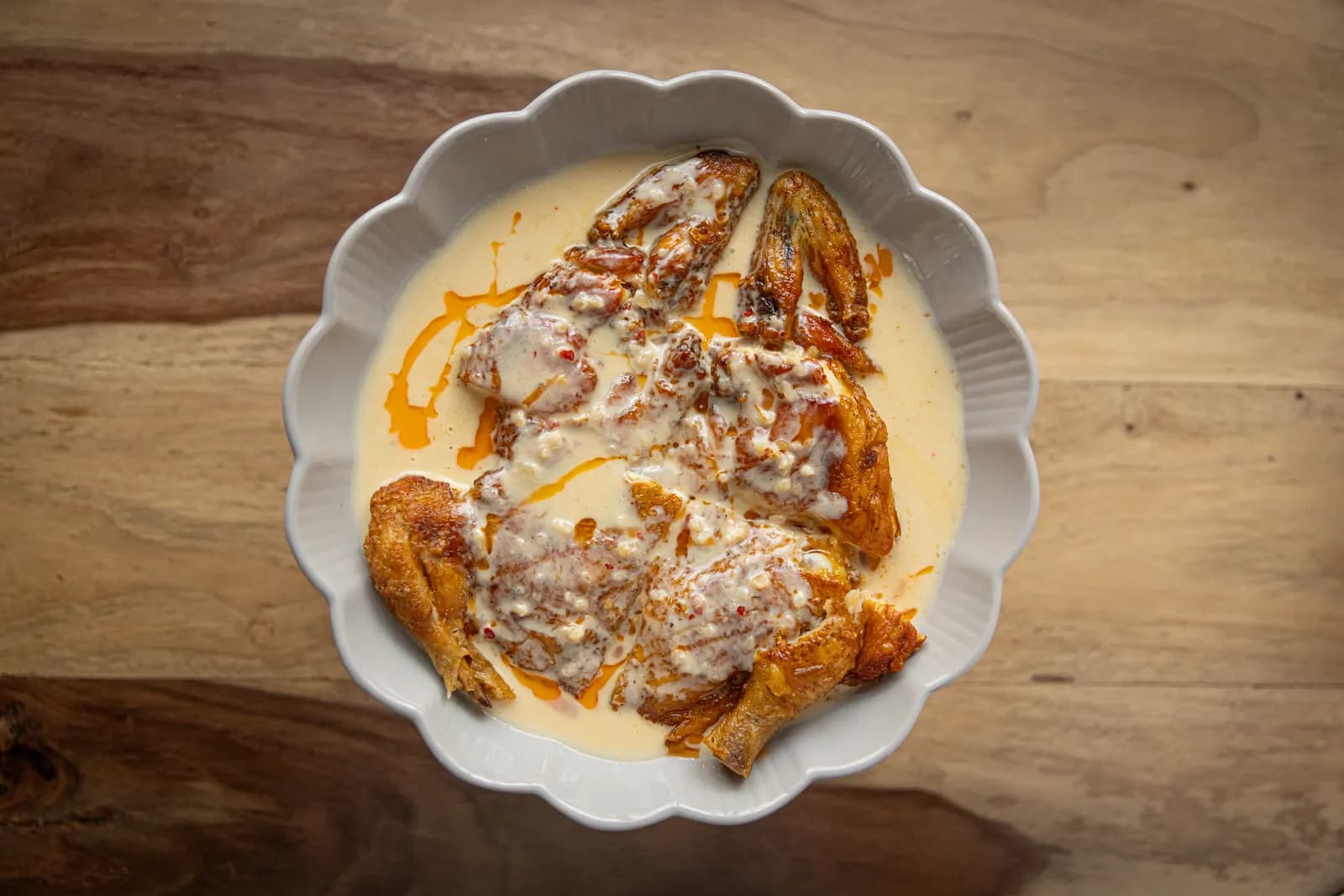 Shkmeruli, Hähnchen in Knoblauch-Sahne-Sauce